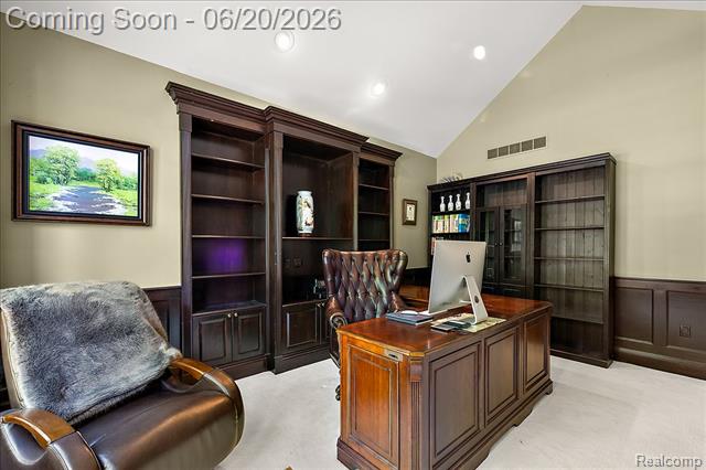 Builiding view seven for 5022 Lone Pine, Bloomfield Hills, MI. 48302
