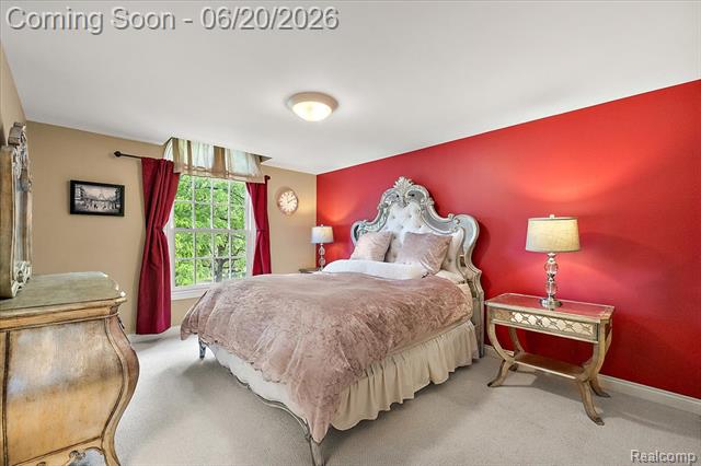 Builiding view thirty three for 5022 Lone Pine, Bloomfield Hills, MI. 48302