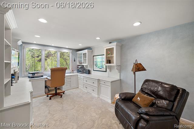 Builiding view twenty two for 4872 Cliffside, West Bloomfield, MI. 48323