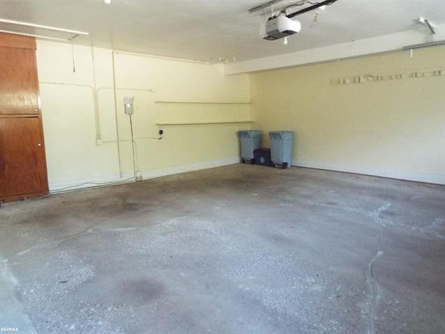 Builiding view thirty one for 5008 Kings Gate Way, Bloomfield Hills, MI. 48302