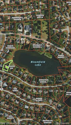 Builiding view thirty one for 3352 Bloomfield Shore, West Bloomfield, MI. 48323