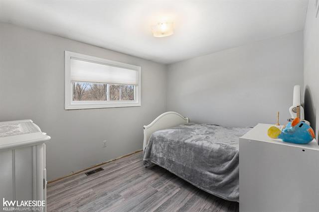 Builiding view eighteen for 3500 Ardmore, Troy, MI. 48083