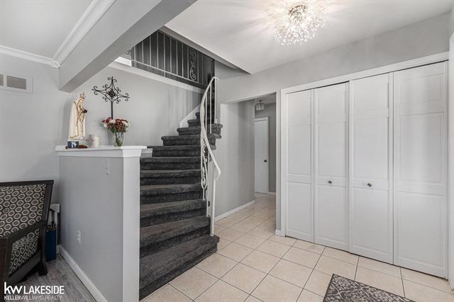 Builiding view five for 3500 Ardmore, Troy, MI. 48083