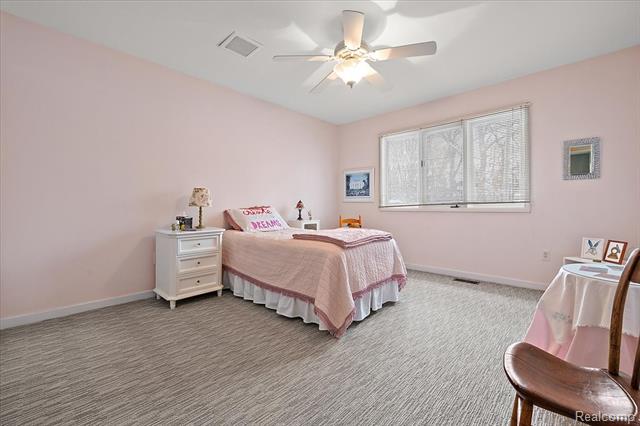 Builiding view twenty three for 4539 Middleton, West Bloomfield, MI. 48323