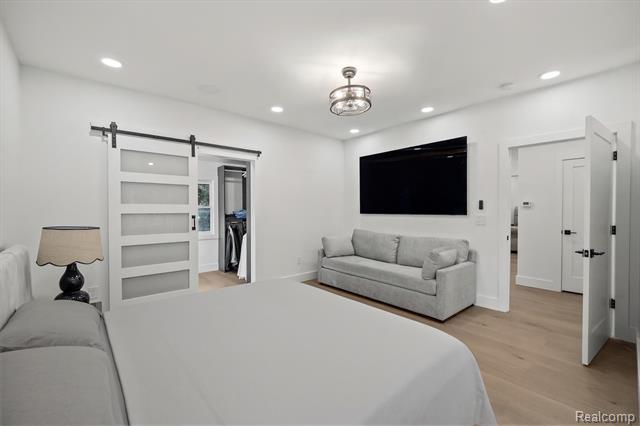Builiding view nineteen for 4535 Grindley, Bloomfield Hills, MI. 48302