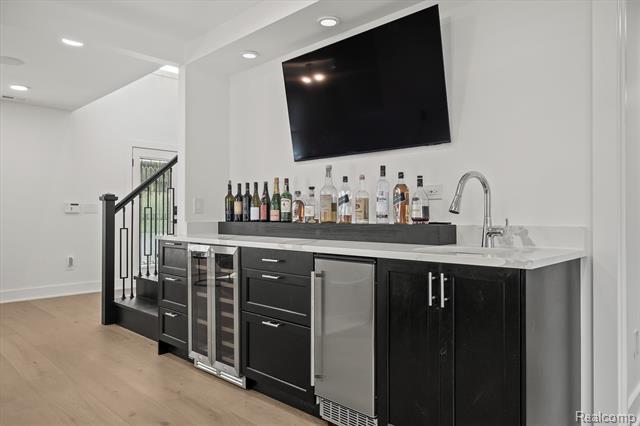 Builiding view seventeen for 4535 Grindley, Bloomfield Hills, MI. 48302