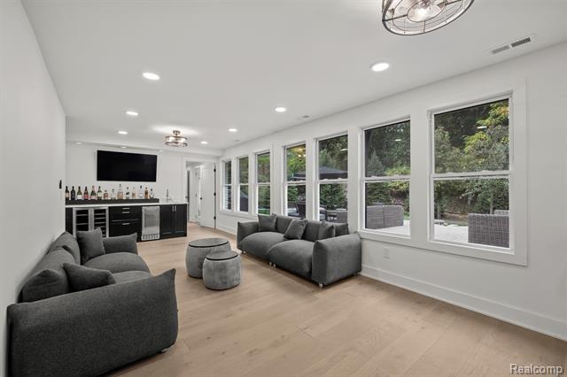 Builiding view twenty four for 4535 Grindley, Bloomfield Hills, MI. 48302