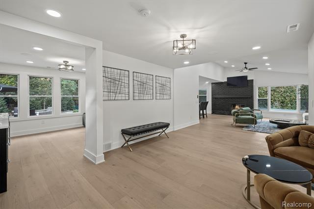 Builiding view twenty seven for 4535 Grindley, Bloomfield Hills, MI. 48302