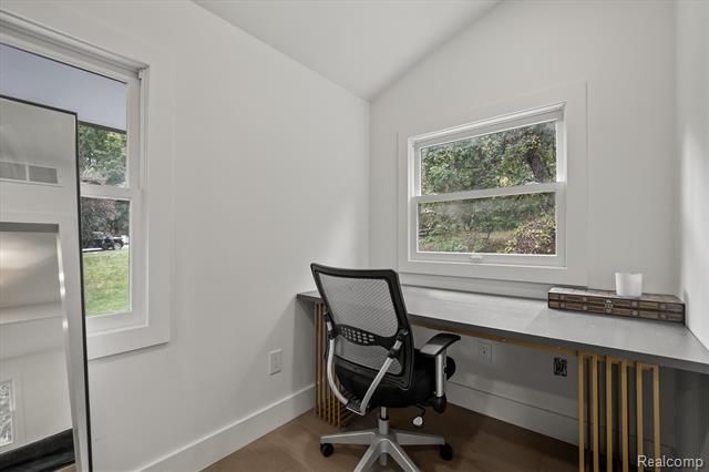 Builiding view twenty two for 4535 Grindley, Bloomfield Hills, MI. 48302
