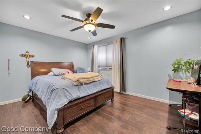 Builiding view fifteen for 2711 Winter, Troy, MI. 48083