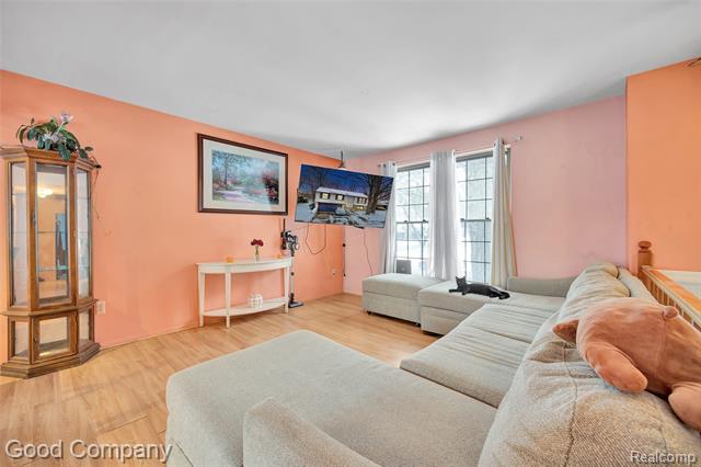 Builiding view five for 2711 Winter, Troy, MI. 48083