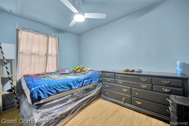 Builiding view seventeen for 2711 Winter, Troy, MI. 48083