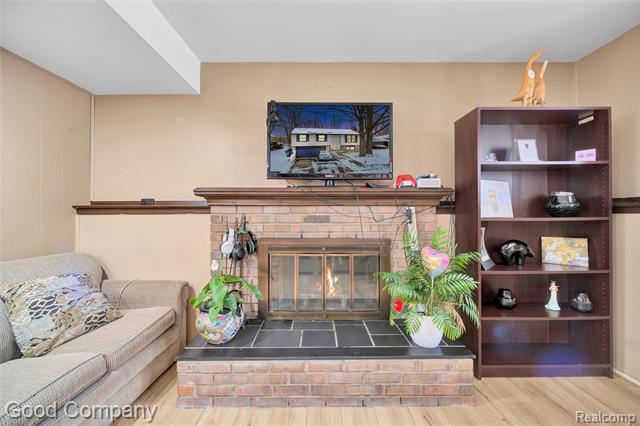 Builiding view twelve for 2711 Winter, Troy, MI. 48083