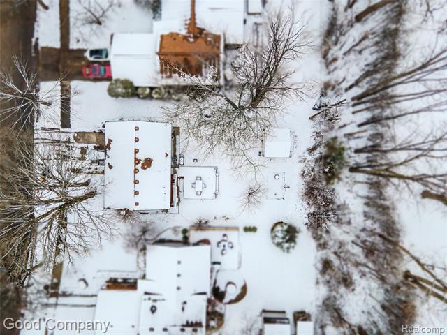 Builiding view twenty seven for 2711 Winter, Troy, MI. 48083