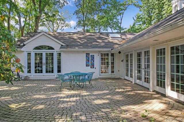 Builiding view seven for 4154 Nearbrook, Bloomfield Hills, MI. 48302