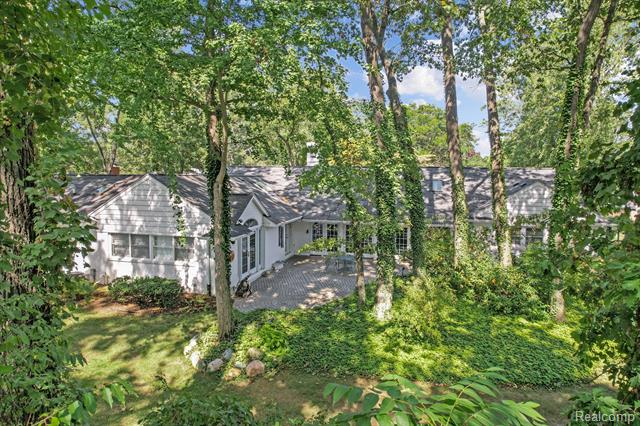 Builiding view twenty six for 4154 Nearbrook, Bloomfield Hills, MI. 48302