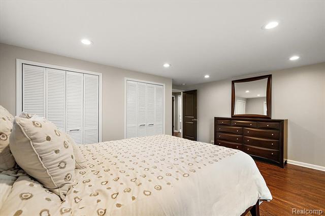Builiding view nineteen for 4409 W Orchard Hill, Bloomfield Hills, MI. 48304