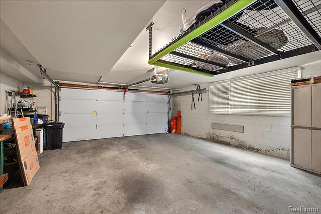 Builiding view twenty six for 4409 W Orchard Hill, Bloomfield Hills, MI. 48304