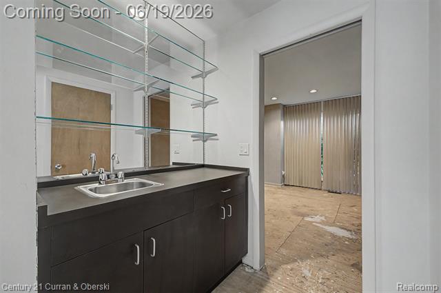 Builiding view eight for 4231 Windridge, West Bloomfield, MI. 48323