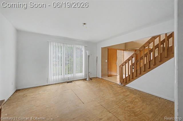 Builiding view five for 4231 Windridge, West Bloomfield, MI. 48323