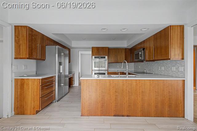 Builiding view nine for 4231 Windridge, West Bloomfield, MI. 48323
