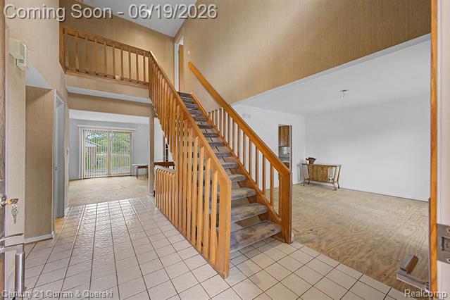 Builiding view three for 4231 Windridge, West Bloomfield, MI. 48323