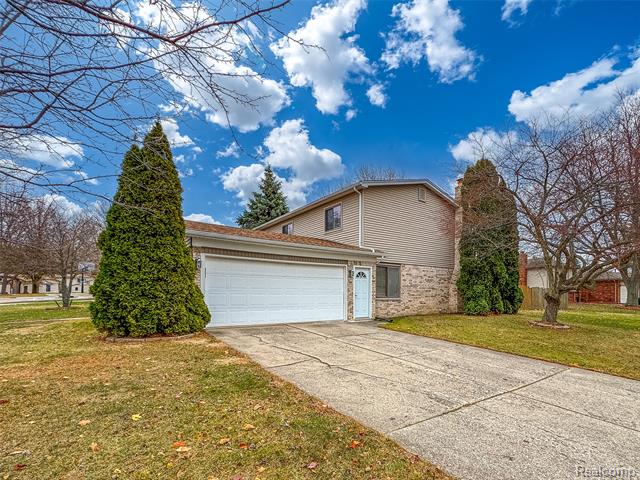 Builiding view one for 3960 Kings Point, Troy, MI. 48083