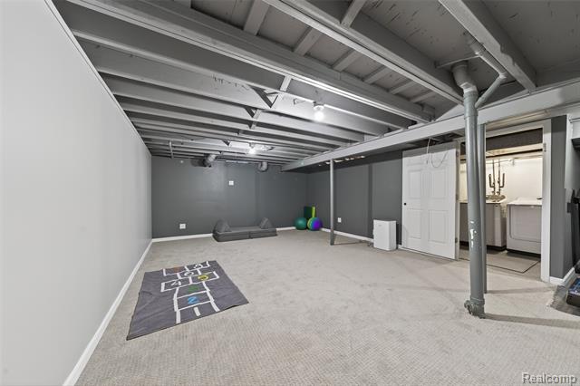 Builiding view twenty six for 3960 Kings Point, Troy, MI. 48083