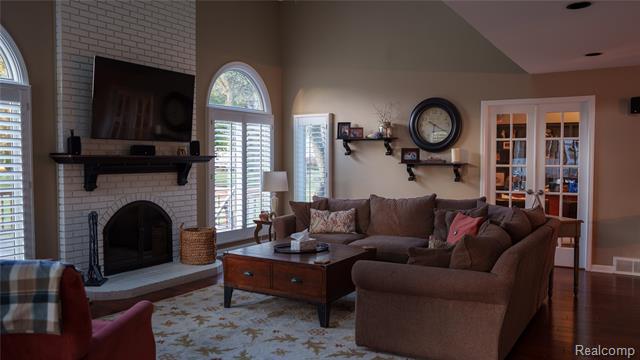 Builiding view four for 4111 Seymour, Troy, MI. 48098