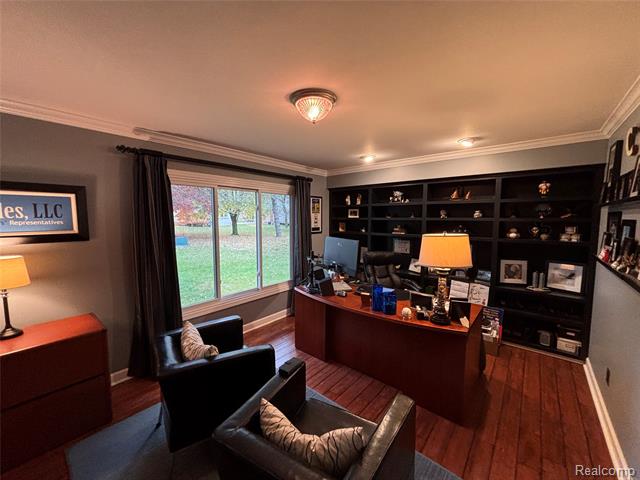 Builiding view nine for 4111 Seymour, Troy, MI. 48098