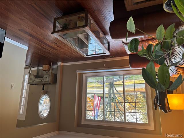 Builiding view seven for 4111 Seymour, Troy, MI. 48098