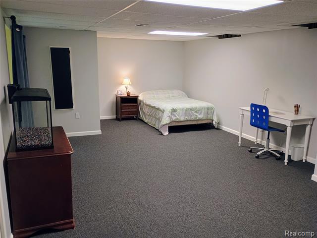 Builiding view twenty three for 4111 Seymour, Troy, MI. 48098