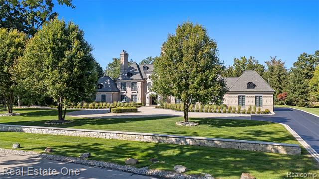 Builiding view fifty three for 1343 Orchard Ridge, Bloomfield Hills, MI. 48304