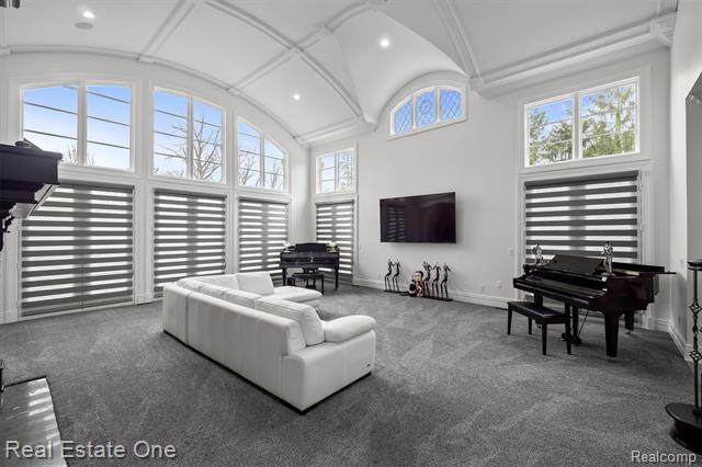 Builiding view nine for 1343 Orchard Ridge, Bloomfield Hills, MI. 48304