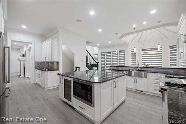 Builiding view sixteen for 1343 Orchard Ridge, Bloomfield Hills, MI. 48304