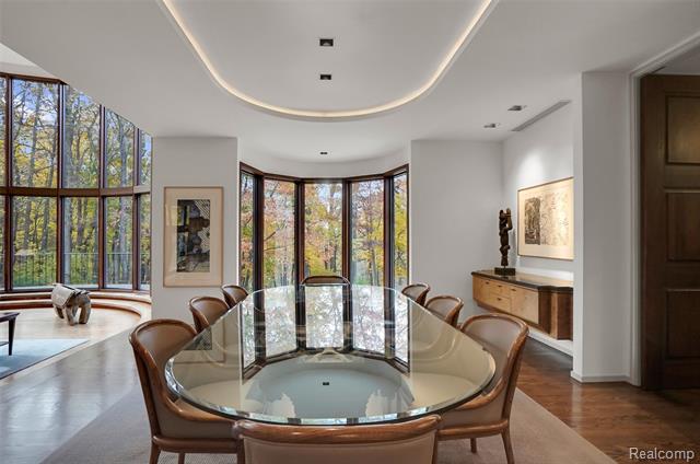 Builiding view seventeen for 1335 Trowbridge, Bloomfield Hills, MI. 48304