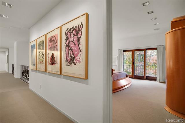 Builiding view thirty eight for 1335 Trowbridge, Bloomfield Hills, MI. 48304