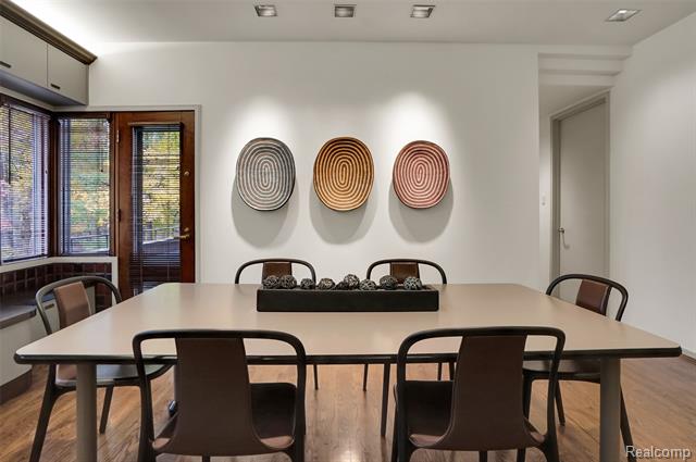 Builiding view twenty for 1335 Trowbridge, Bloomfield Hills, MI. 48304