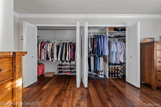 Builiding view nineteen for 229 Barden, Bloomfield Hills, MI. 48304