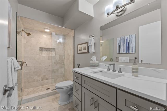 Builiding view twenty one for 229 Barden, Bloomfield Hills, MI. 48304