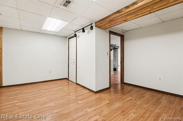 Builiding view fifteen for 1751 Carpenter, Troy, MI. 48098