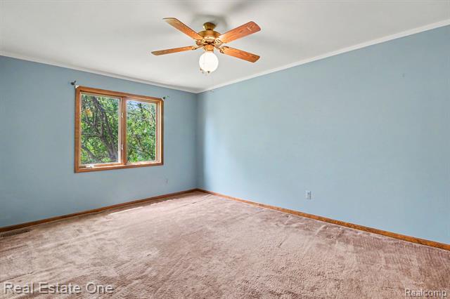 Builiding view fourteen for 1751 Carpenter, Troy, MI. 48098