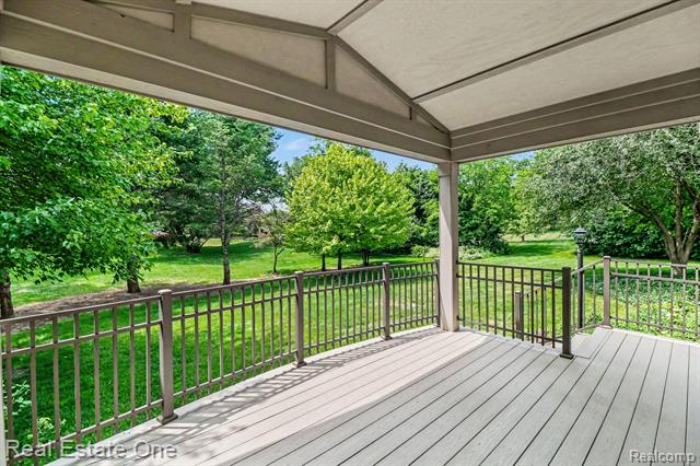 Builiding view twenty for 1751 Carpenter, Troy, MI. 48098