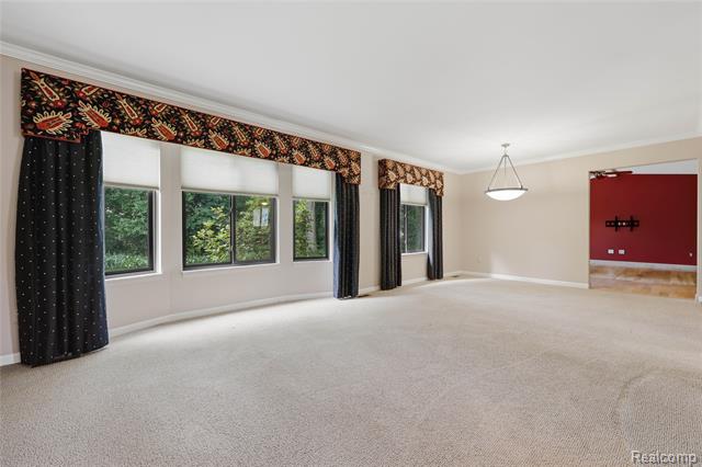 Builiding view seven for 640 Longfellow, Troy, MI. 48085