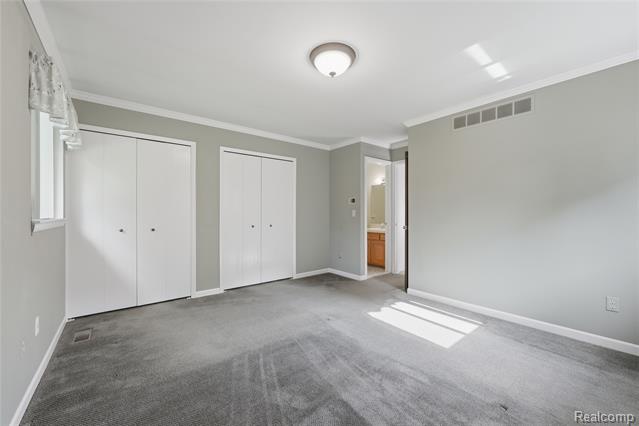 Builiding view twenty four for 640 Longfellow, Troy, MI. 48085