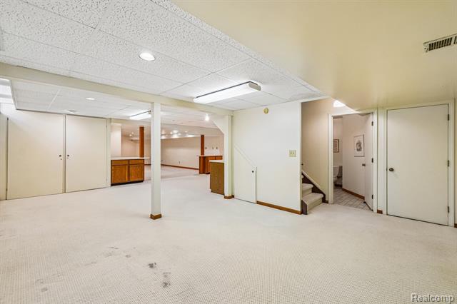 Builiding view forty five for 4523 Rivers Edge, Troy, MI. 48098