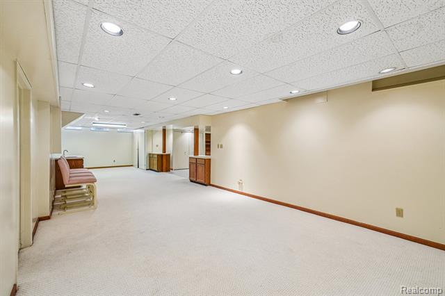 Builiding view forty seven for 4523 Rivers Edge, Troy, MI. 48098