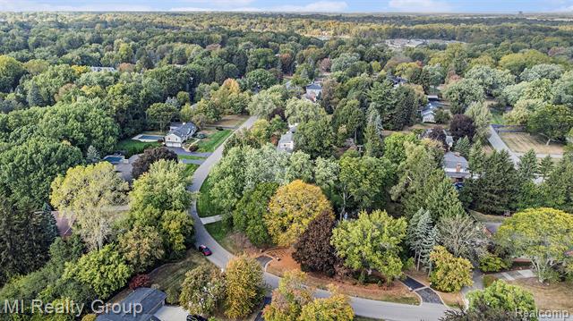 Builiding view forty six for 3797 Burning Tree, Bloomfield Hills, MI. 48302
