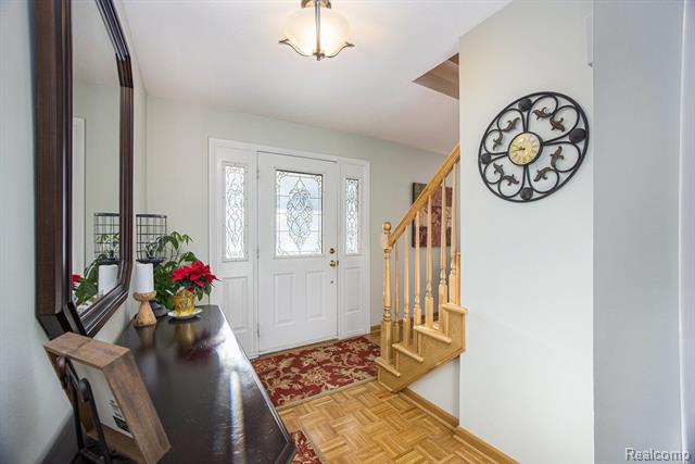 Builiding view three for 4151 Cambridge Crescent, Troy, MI. 48085