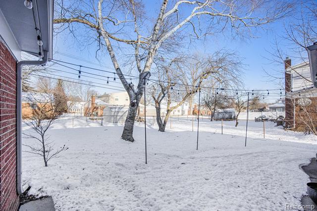 Builiding view twenty six for 4151 Cambridge Crescent, Troy, MI. 48085